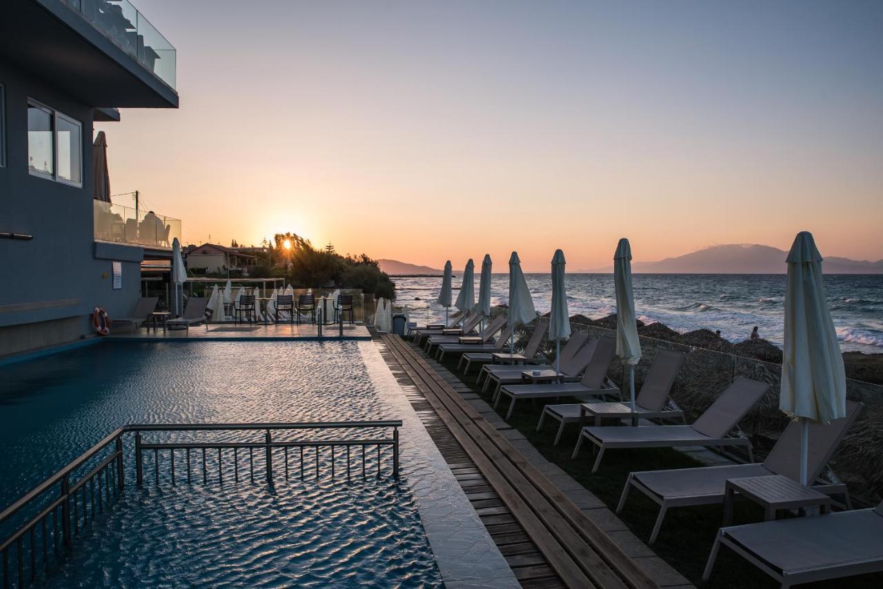 אפרטהוטל Kypseli Golden Coast Boutique - Luxury Living מראה חיצוני תמונה