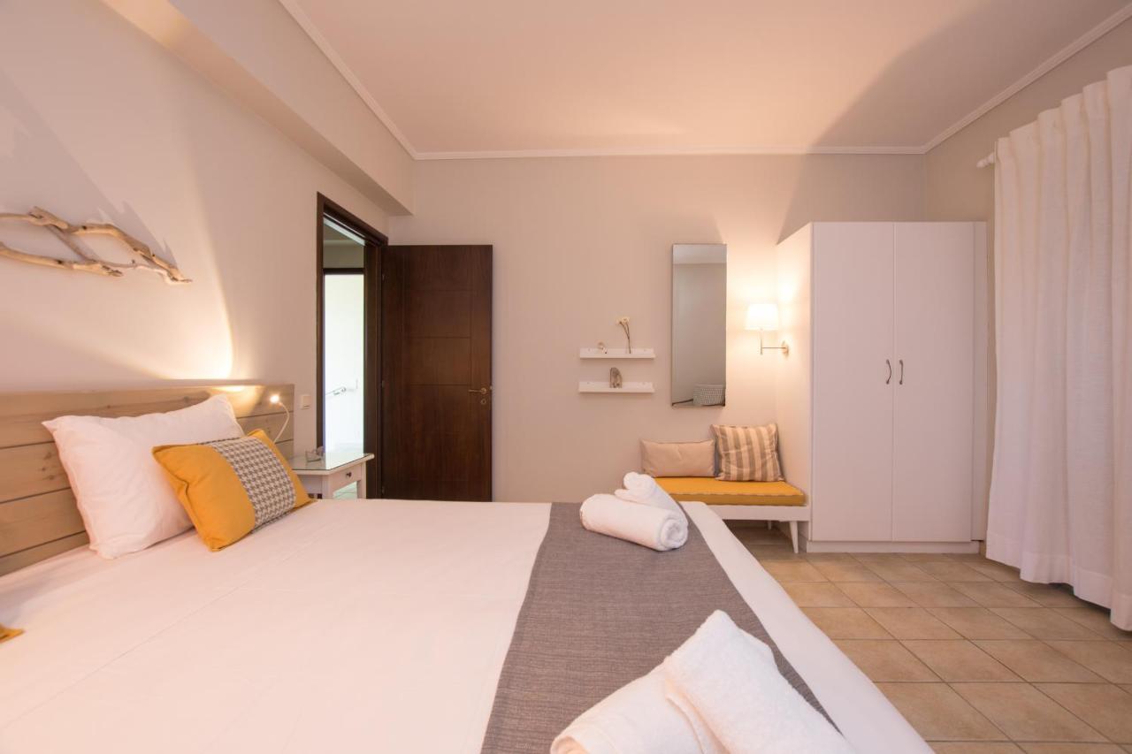 אפרטהוטל Kypseli Golden Coast Boutique - Luxury Living מראה חיצוני תמונה