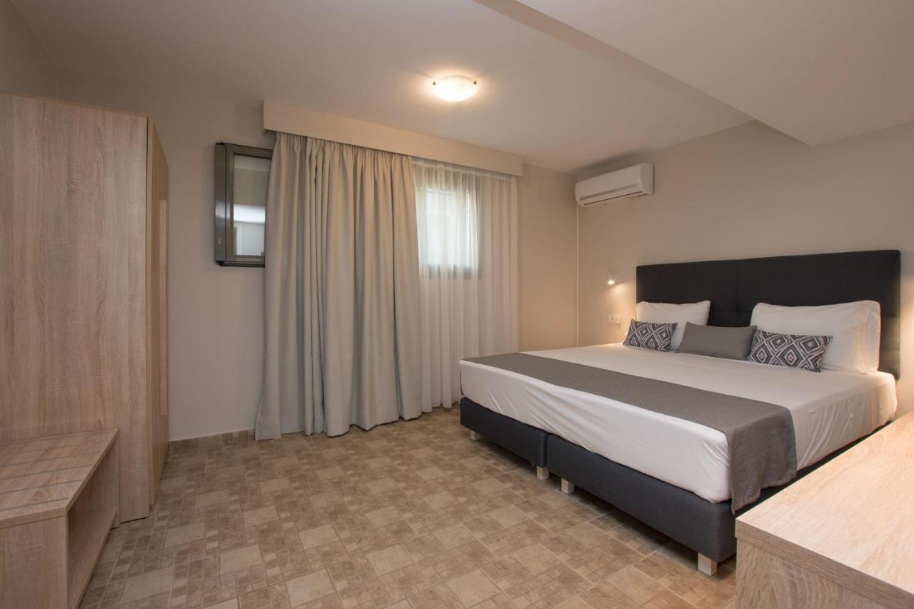 אפרטהוטל Kypseli Golden Coast Boutique - Luxury Living מראה חיצוני תמונה